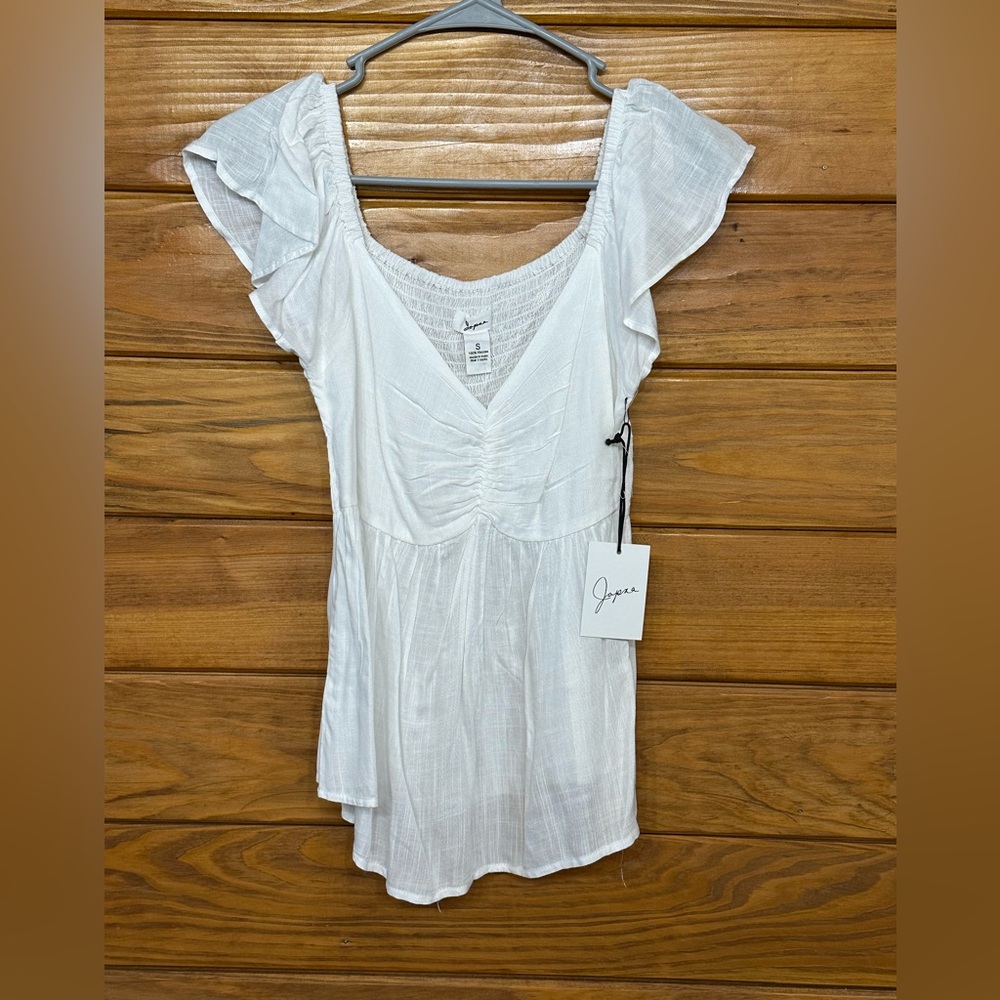 White top. Size small.